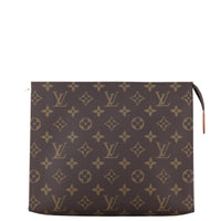 Louis Vuitton Toiletry Pouch 26 Monogram_IMG_4922.jpeg