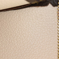 Louis Vuitton Toiletry Pouch 26 Monogram_IMG_4928.jpg