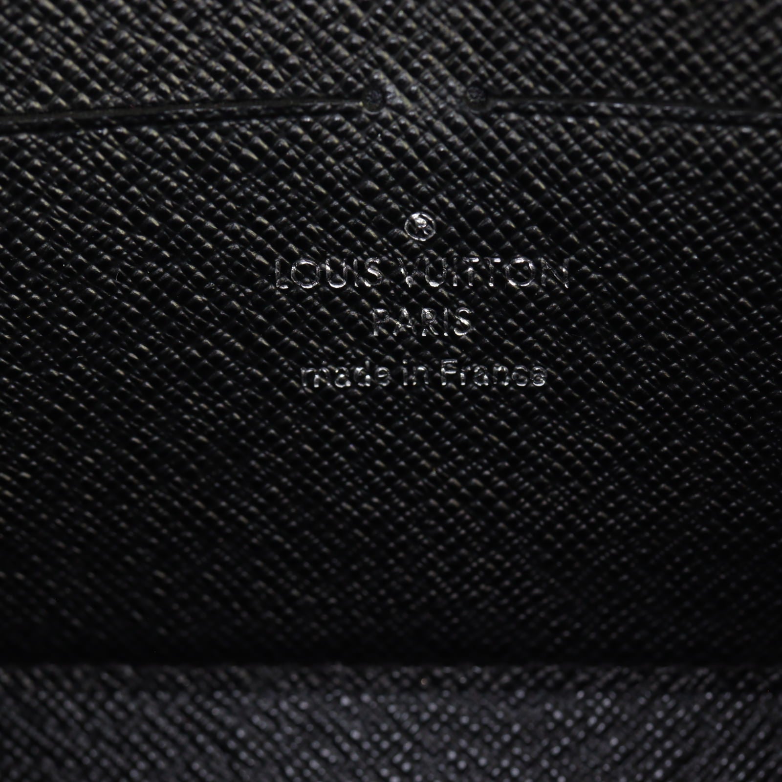 Louis Vuitton Twist Chain Wallet World Tour_IMG_3669.jpg