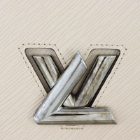Louis Vuitton Twist GM Epi_IMG_0457.jpg