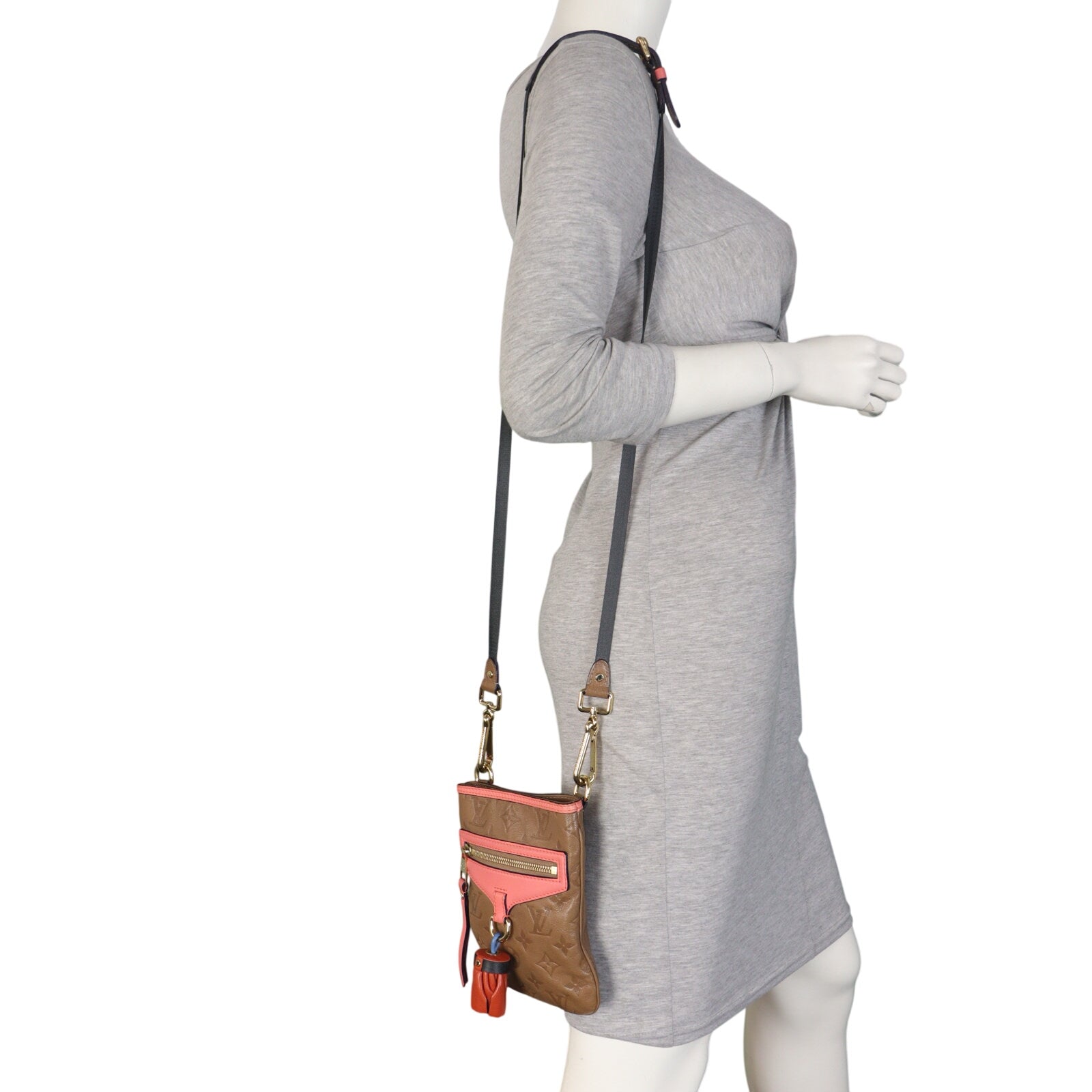 Louis Vuitton Underground Flat Bag Monogram Embossed_IMG_1110.jpeg