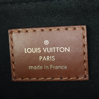 Louis Vuitton V Tote BB Monogram_IMG_0879.jpg