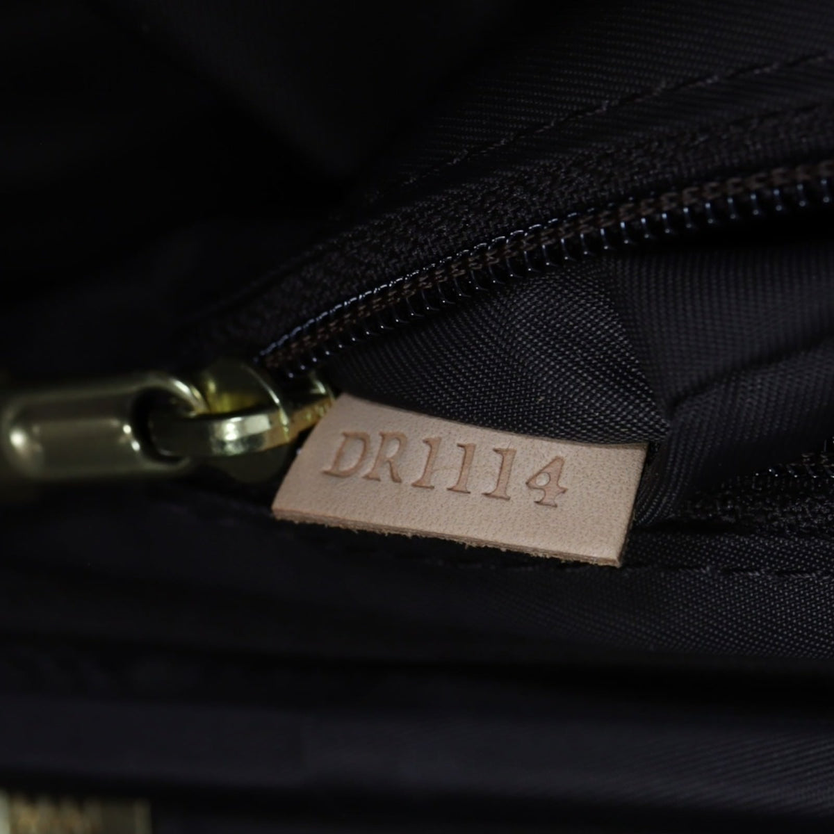 Louis Vuitton Zephyr 50 Rolling Suitcase Monogram_IMG_1166.jpg