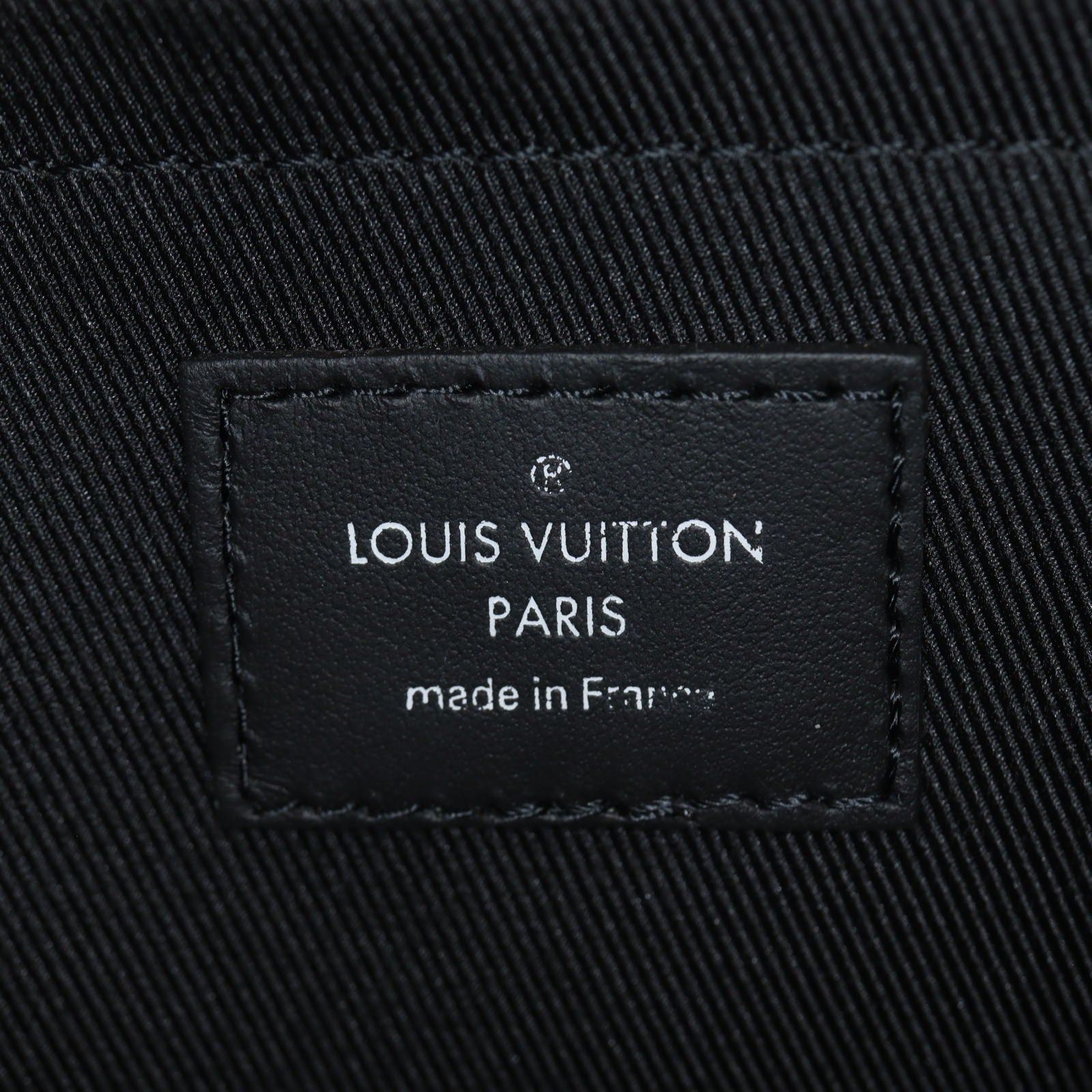 Louis Vuitton x FIFA World Cup City Keepall Embossed Taurillon_C30182LV-Louis Vuitton x FIFA World Cup City Keepall Embossed Taurillon_IMG_0019.jpg