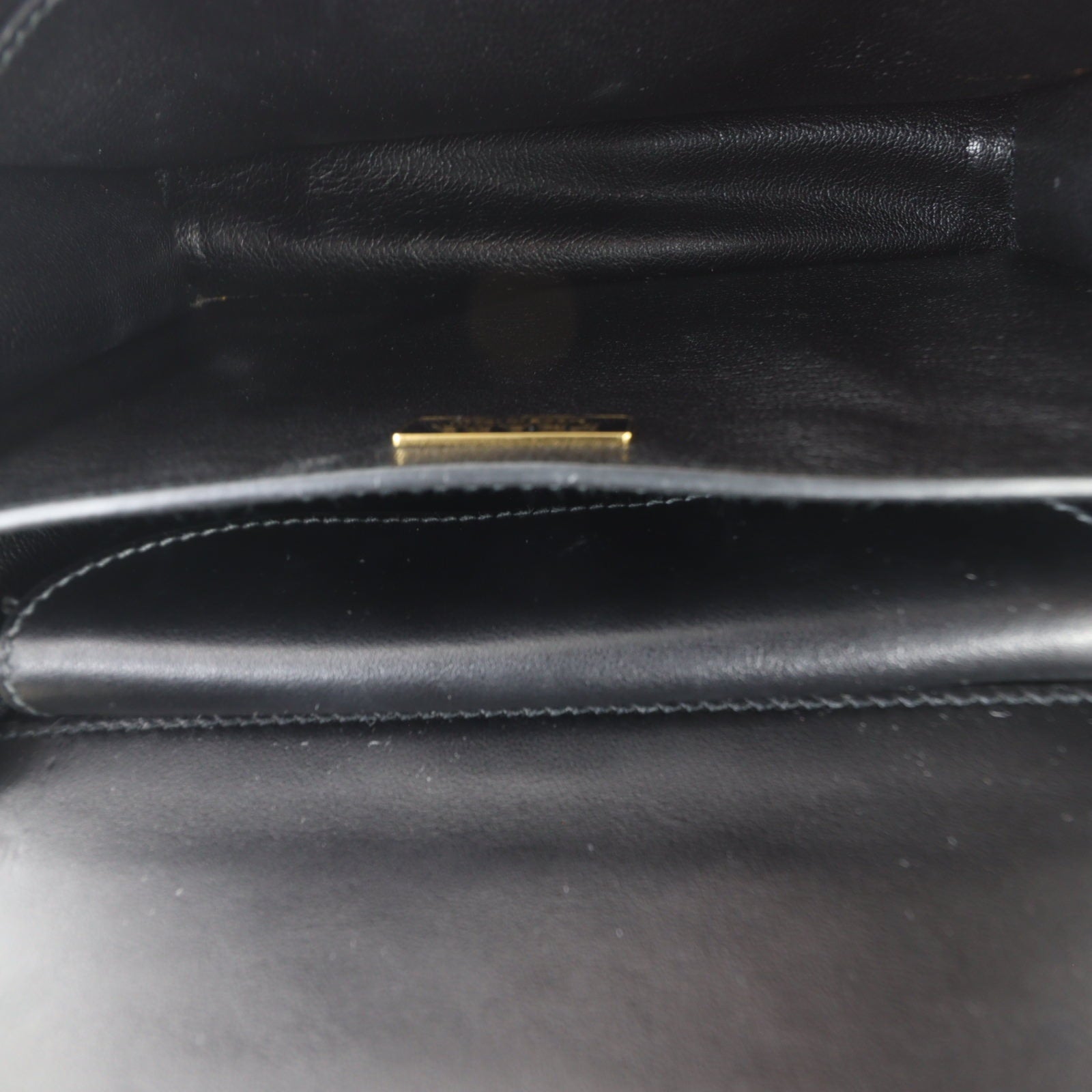 Prada Cahier Shoulder Bag_IMG_4627.jpg