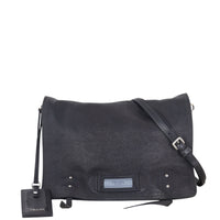 Prada Etiquette Glace Calfskin Messenger Bag (black)_IMG_2579.jpg