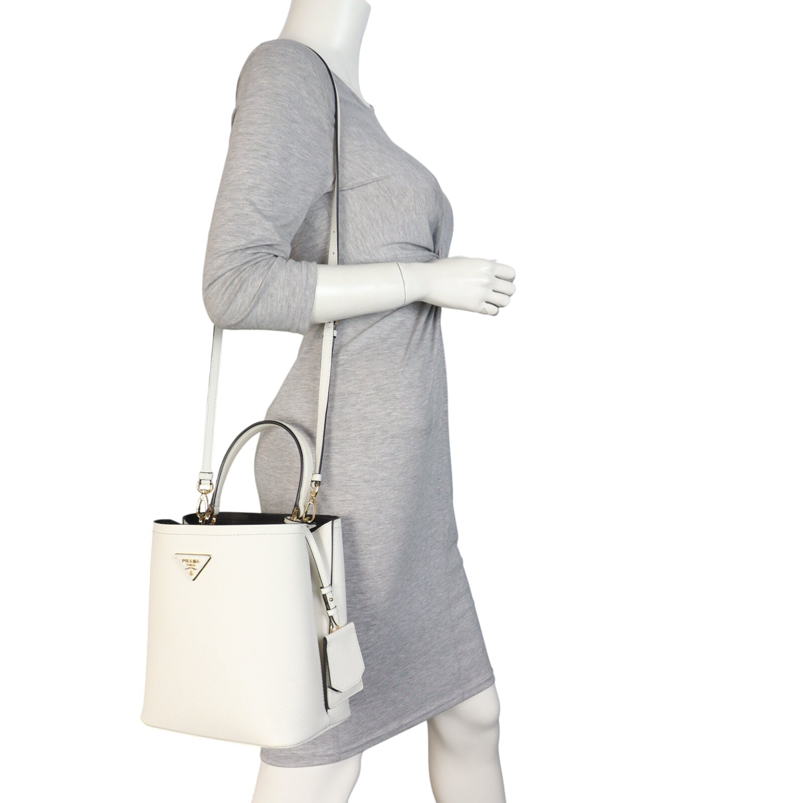 Prada Panier Saffiano Cuir Medium Tote_IMG_8403.jpeg