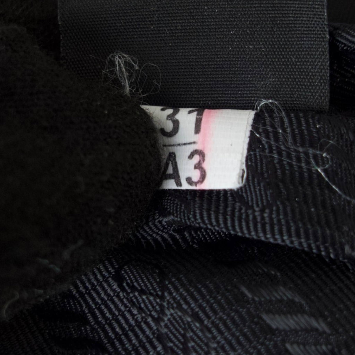 Prada Re-Edition 2005 Tessuto Mini Bag__DSC5363.jpg