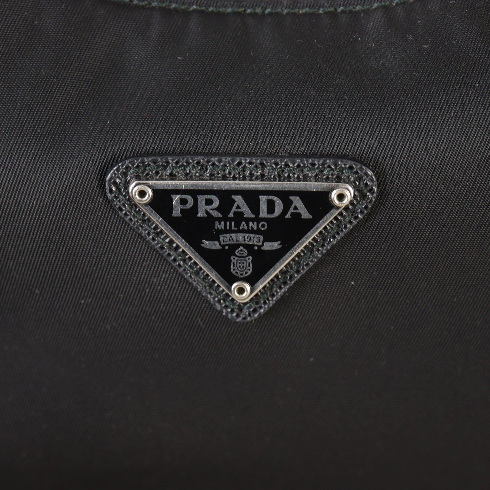 Prada Re-Edition 2005 Tessuto Shoulder Bag_IMG_1023.jpg
