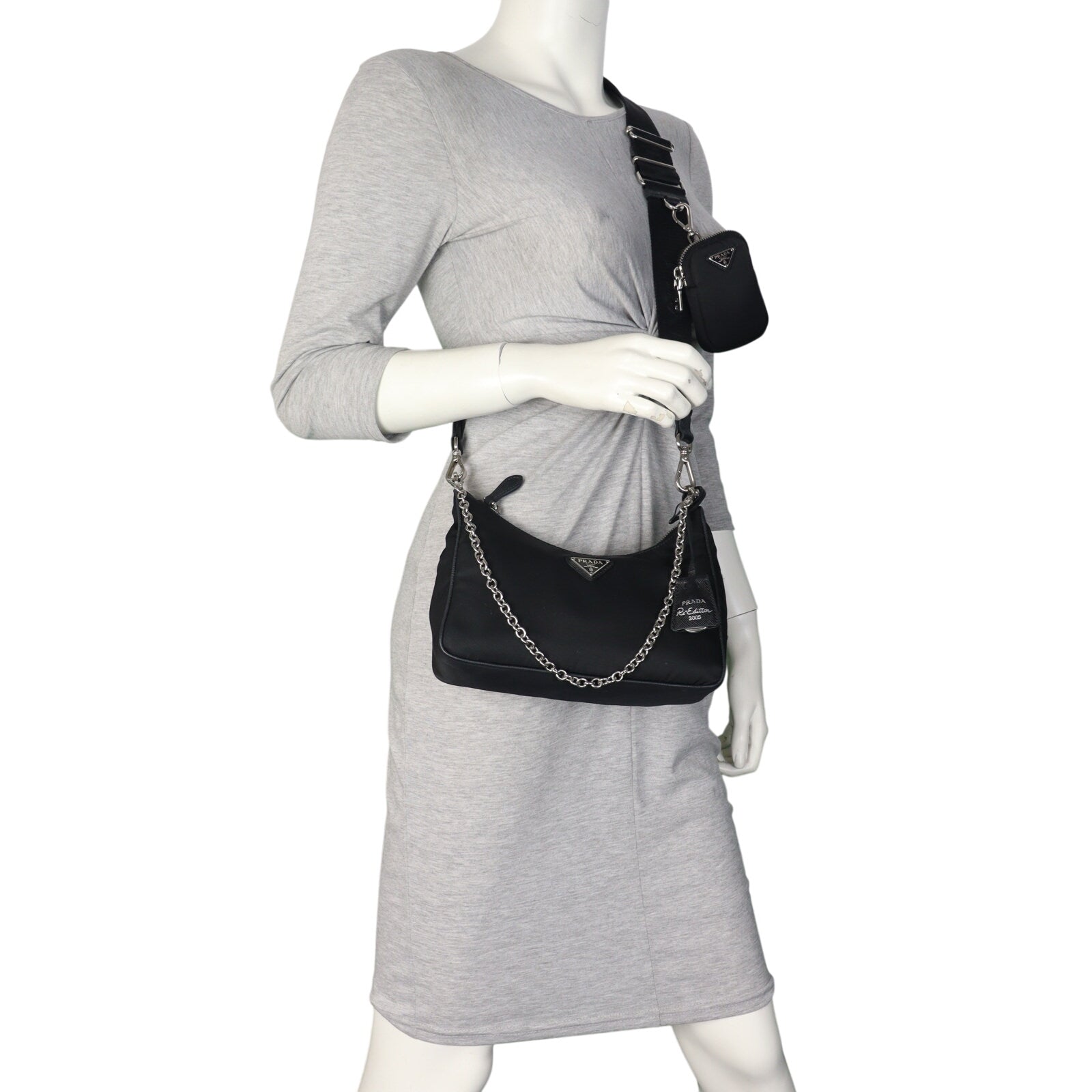 Prada Re-Edition 2005 Tessuto Shoulder Bag_IMG_1262.jpeg