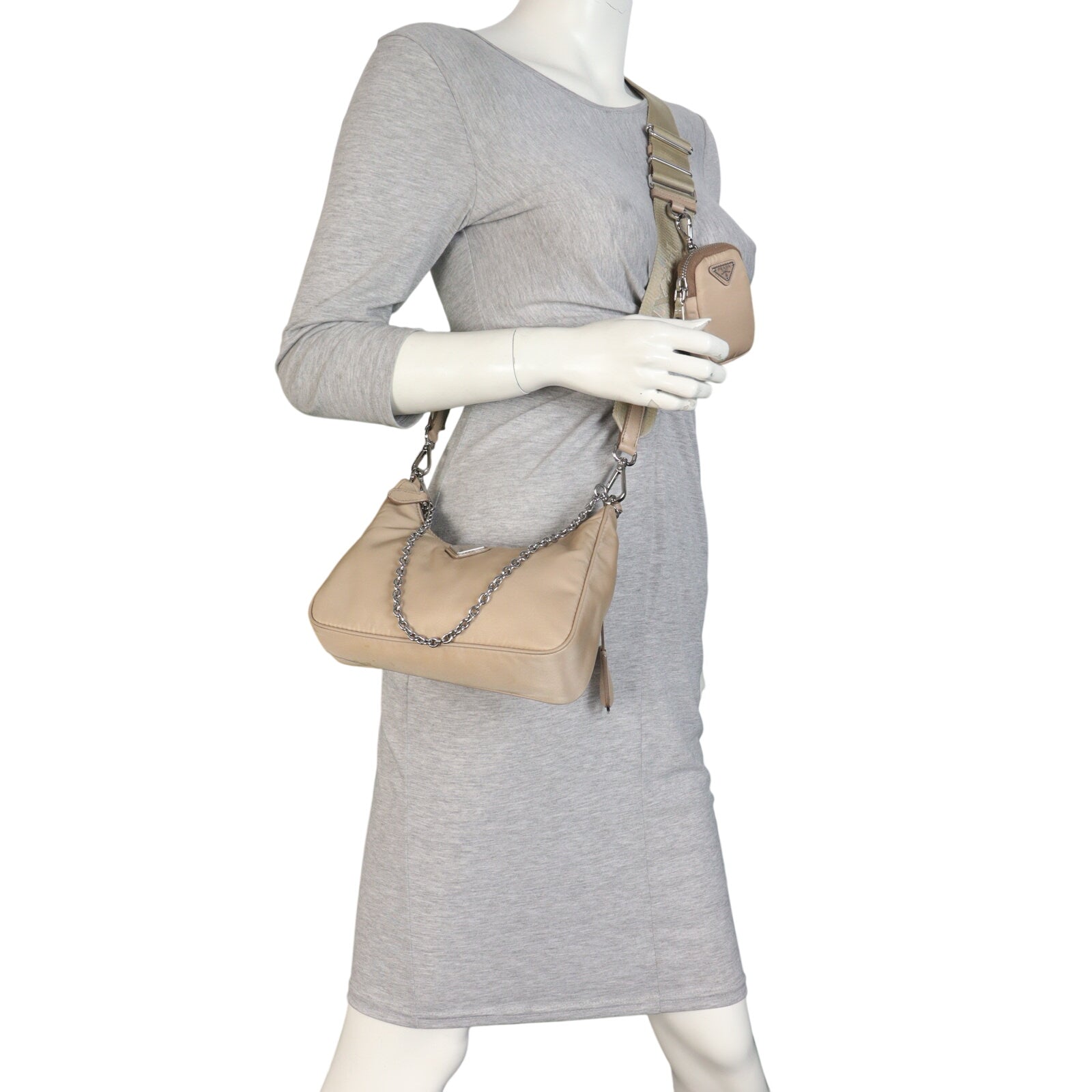 Prada Re-Edition 2005 Tessuto Shoulder Bag_IMG_8393.jpeg