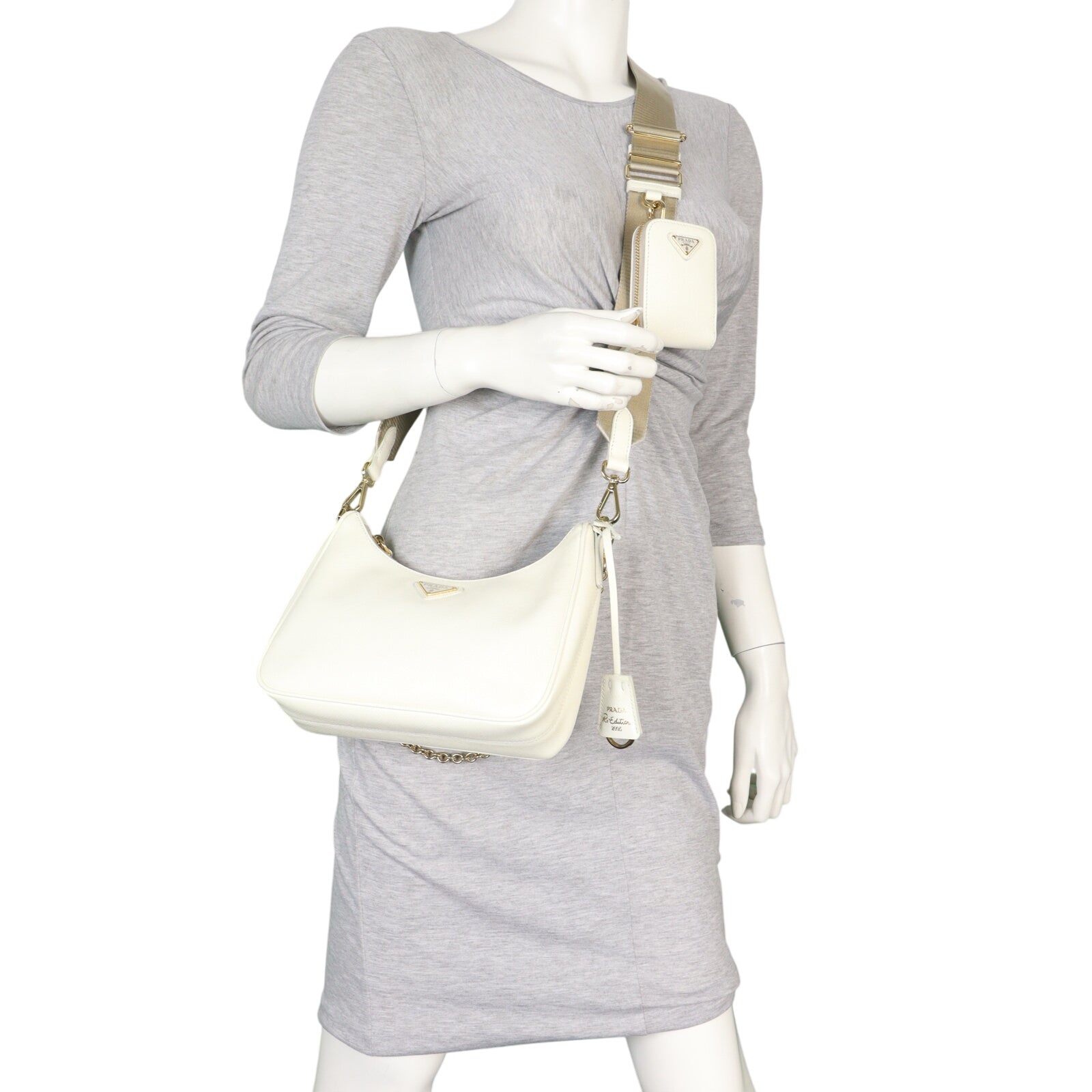 Prada Re-edition 2005 Saffiano Shoulder Bag_IMG_2907.jpeg