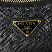 Prada Re-edition 2005 Saffiano Shoulder Bag_IMG_4967.jpg