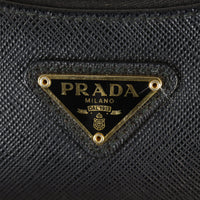 Prada Re-edition 2005 Saffiano Shoulder Bag_IMG_4980.jpg