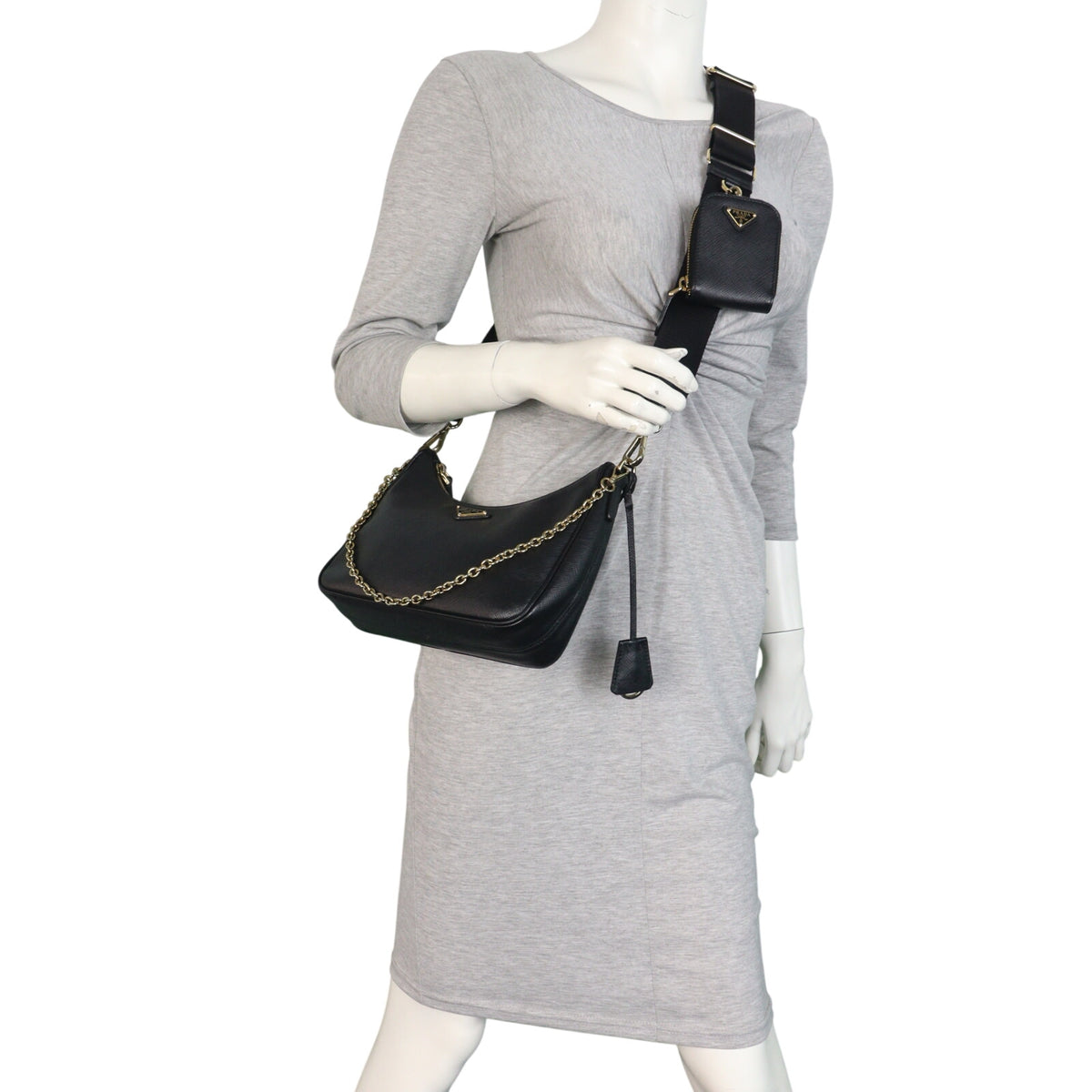 Prada Re-edition 2005 Saffiano Shoulder Bag_IMG_5386.jpeg