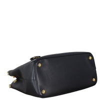 Prada Saffiano Lux Galleria Double Zip Tote Medium_IMG_7409.jpeg