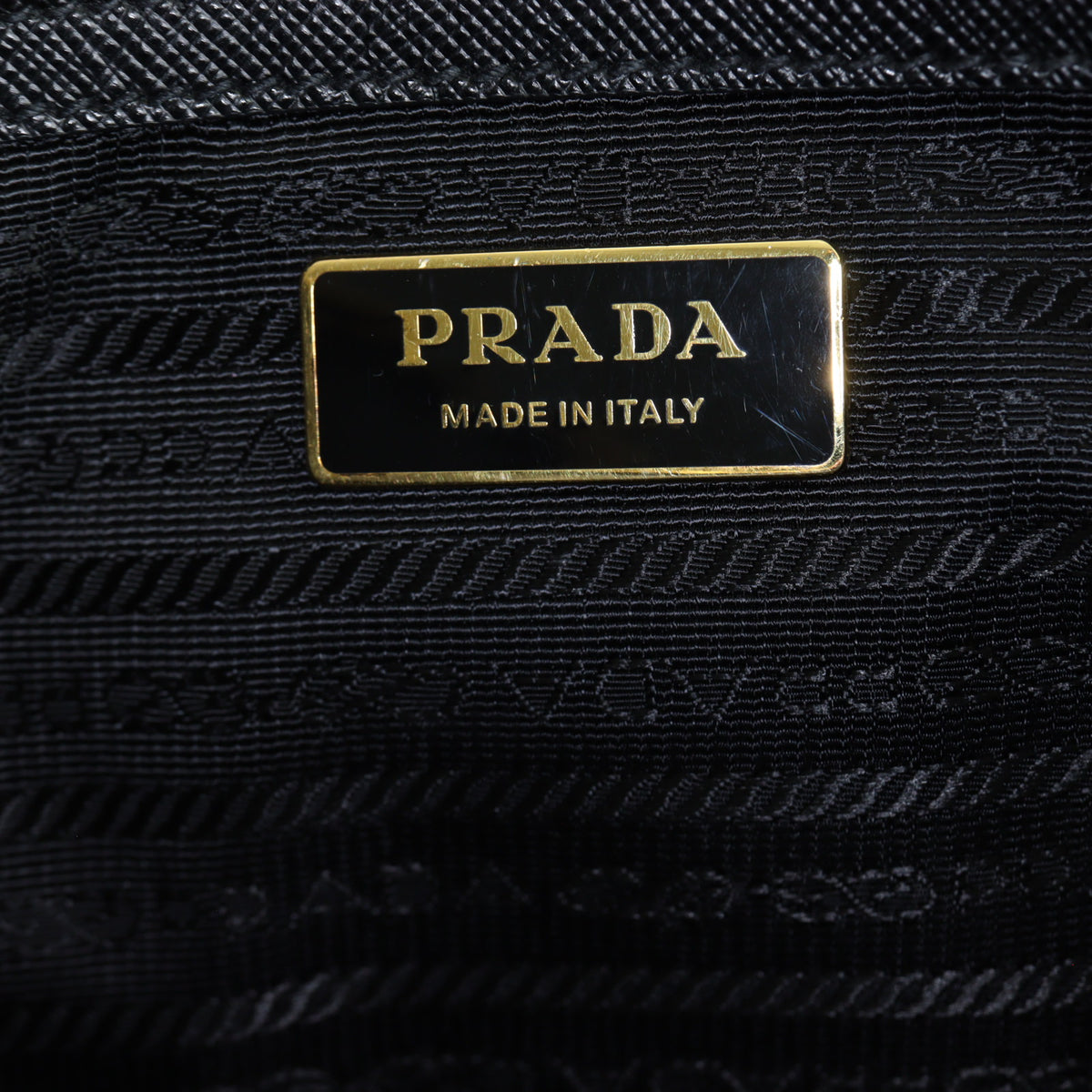 Prada Saffiano Lux Galleria Double Zip Tote Small_IMG_3920.jpg