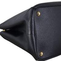 Prada Saffiano Lux Tote Large_IMG_3902.jpeg