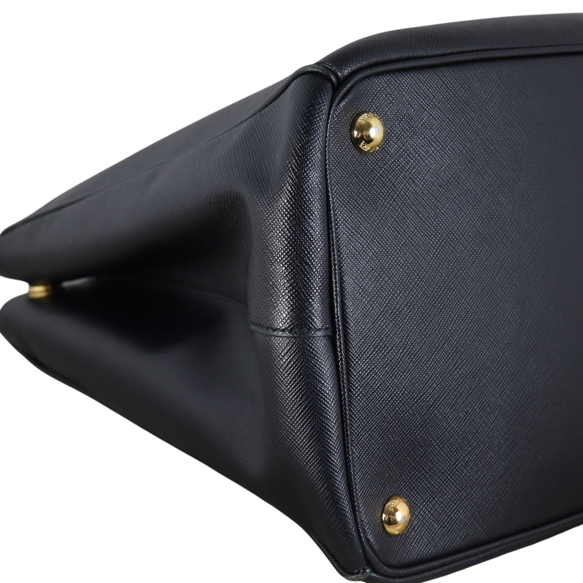 Prada Saffiano Lux Tote Large_IMG_3902.jpeg
