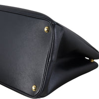 Prada Saffiano Lux Tote Large_IMG_3903.jpeg