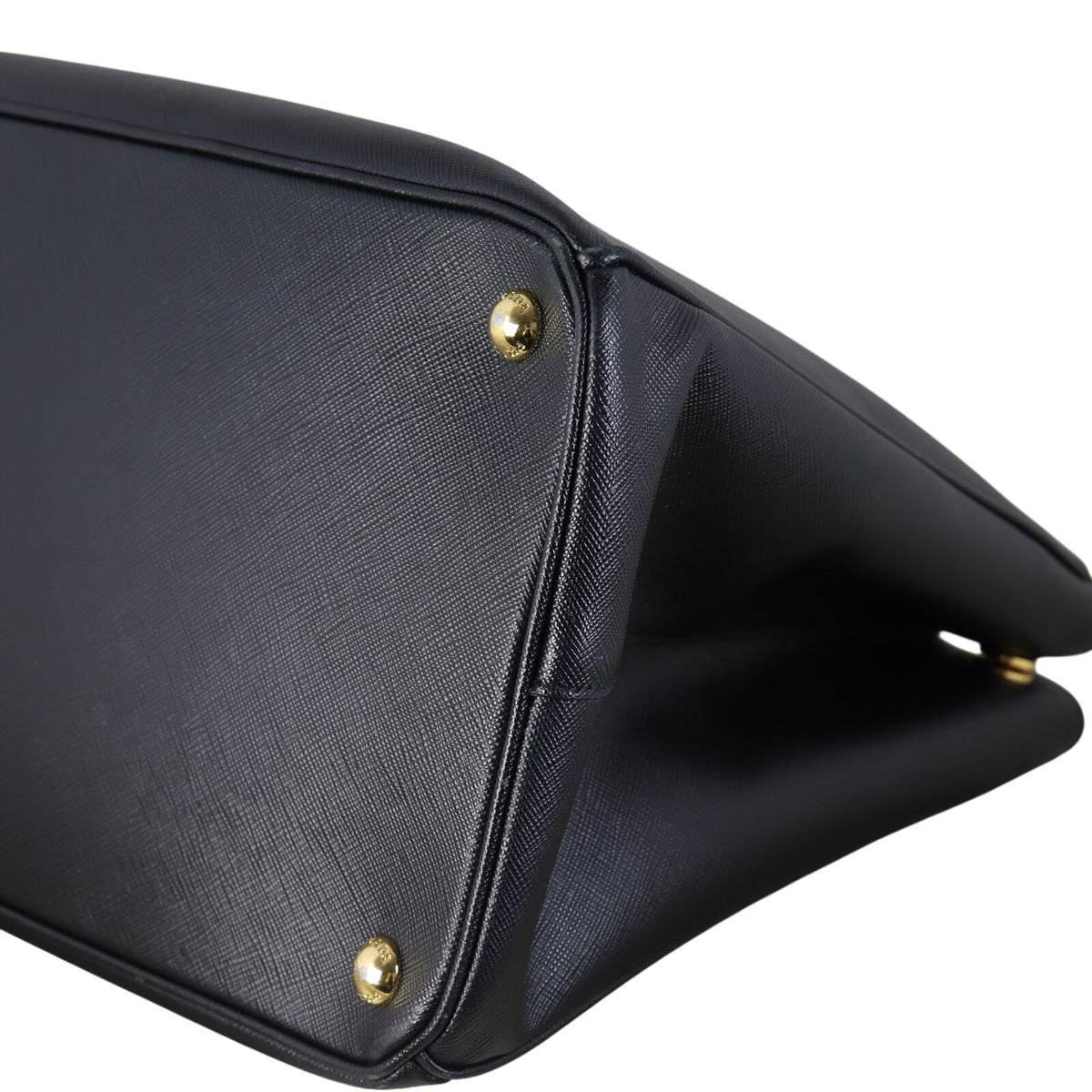 Prada Saffiano Lux Tote Large_IMG_3903.jpeg