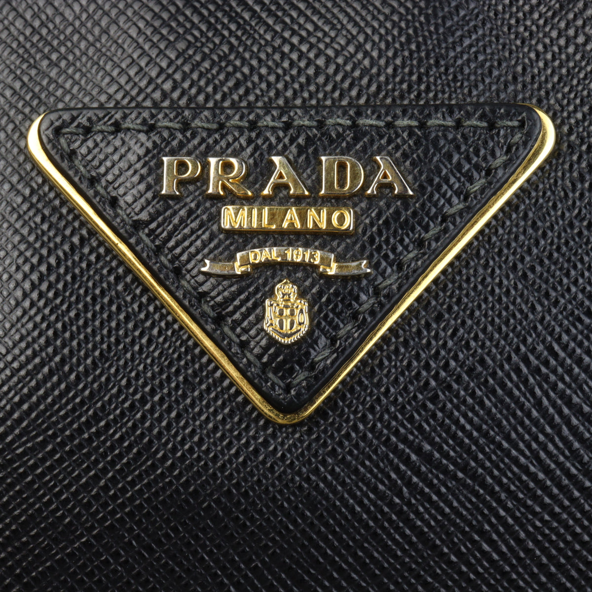 Prada Saffiano Lux Tote Large_IMG_4269.jpg