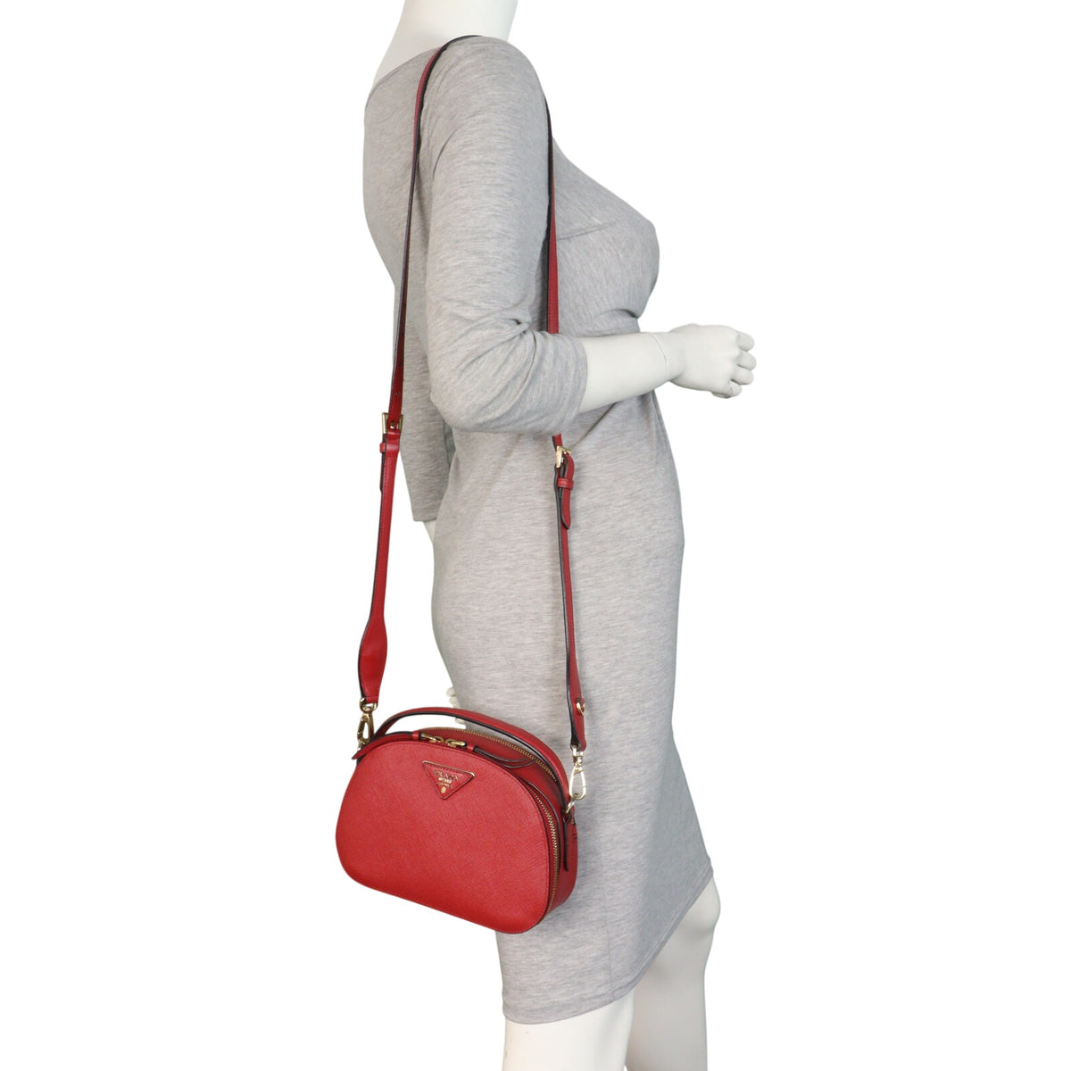 Prada Saffiano Odette Handle Bag_IMG_8609.jpeg