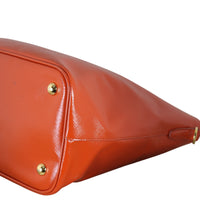 Prada Saffiano Vernice Lux Tote Large_IMG_0865.jpeg