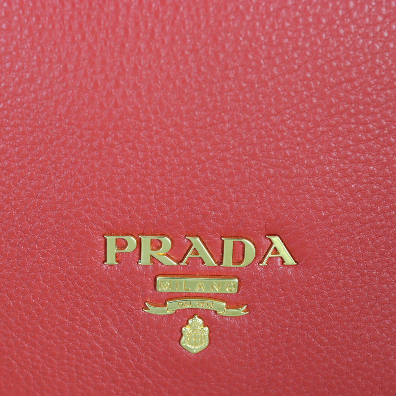 Prada Vitello Daino Crossbody Flap Bag_IMG_3607.jpg