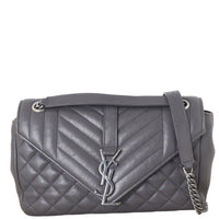 Saint Laurent Classic Medium Tri-Quilt Soft Envelope_IMG_8110.jpeg