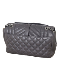 Saint Laurent Classic Medium Tri-Quilt Soft Envelope_IMG_8112.jpeg