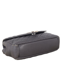 Saint Laurent Classic Medium Tri-Quilt Soft Envelope_IMG_8114.jpeg