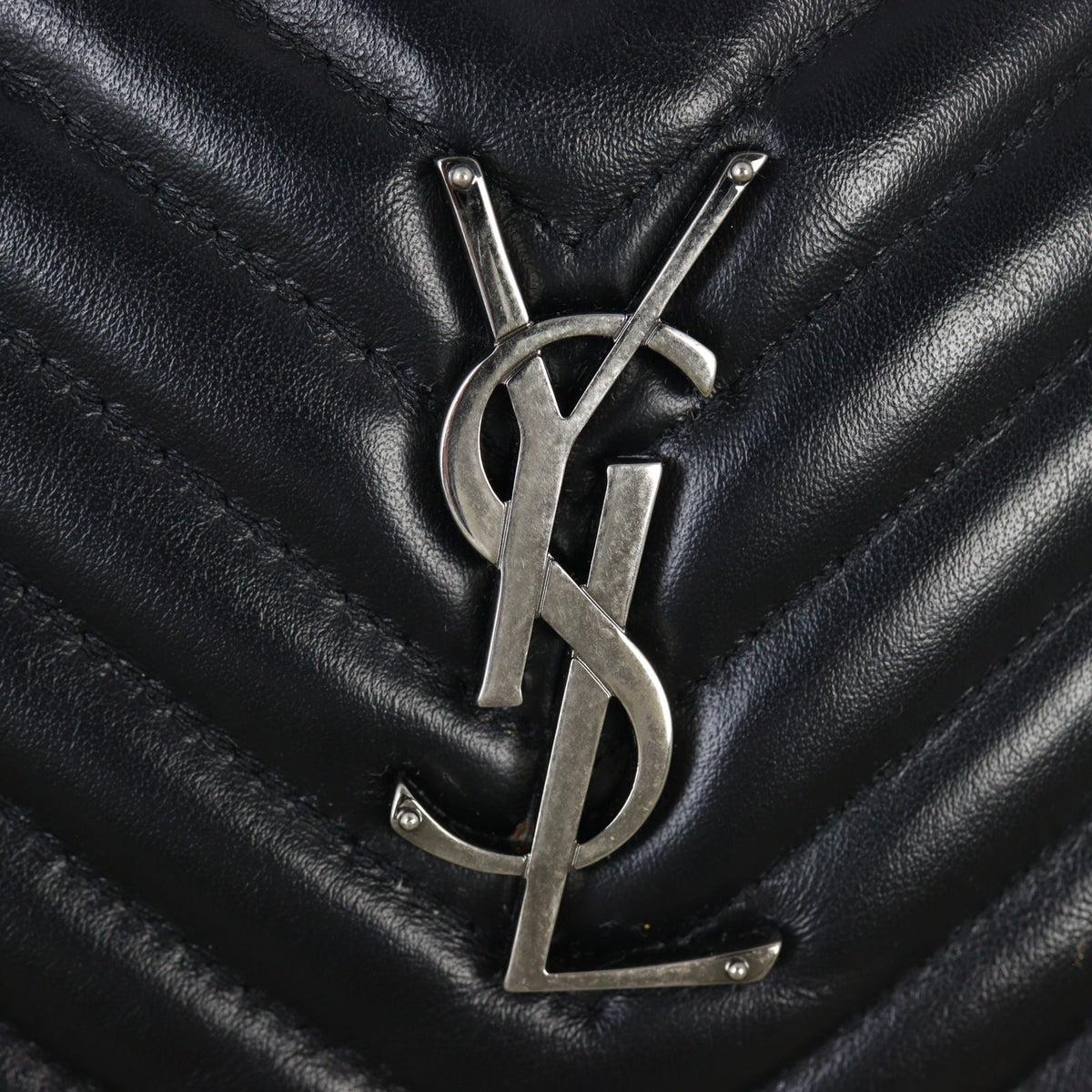 Saint Laurent Lou Camera Bag_IMG_6765.jpg