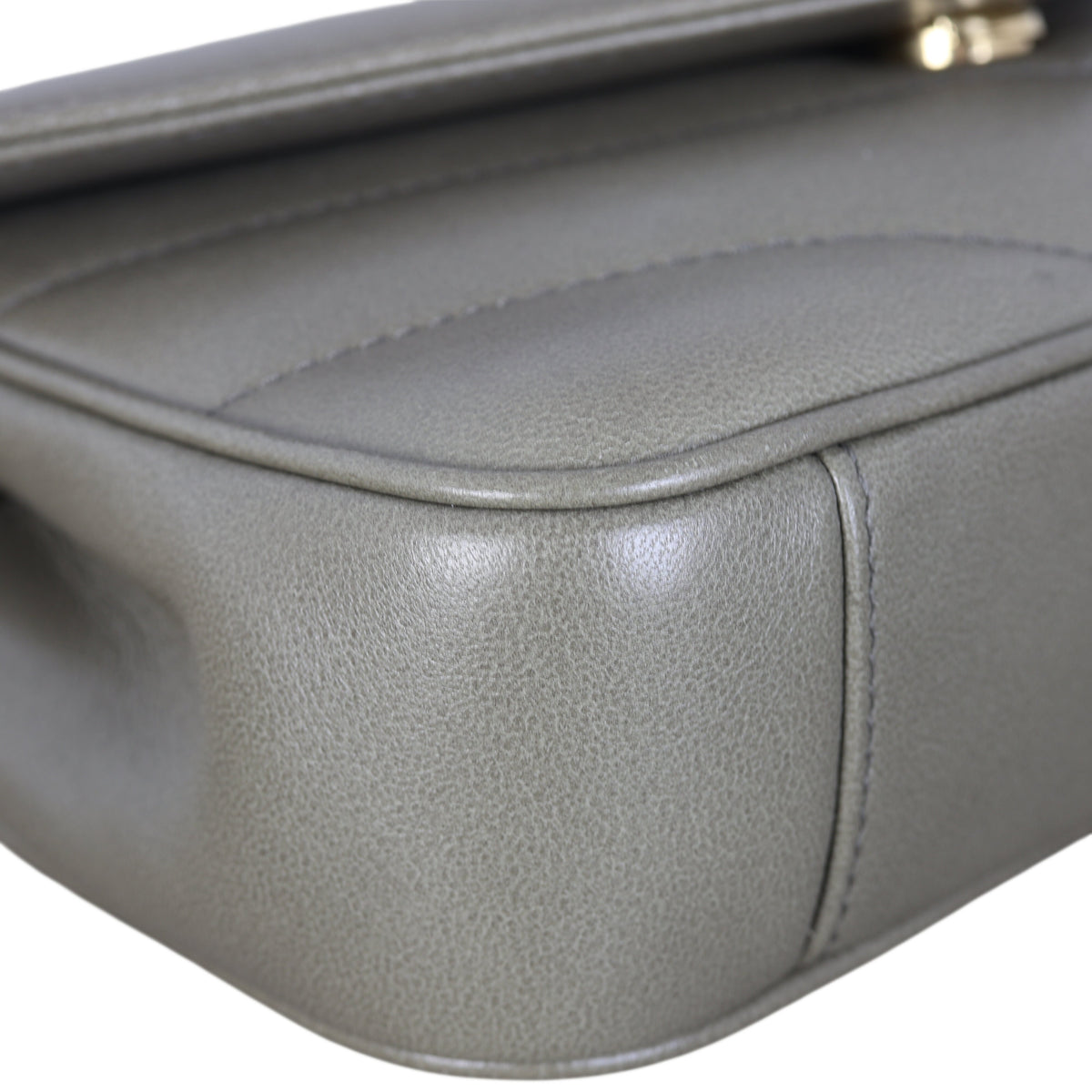 Saint Laurent Loulou Matelasse Mini_IMG_7990.jpeg