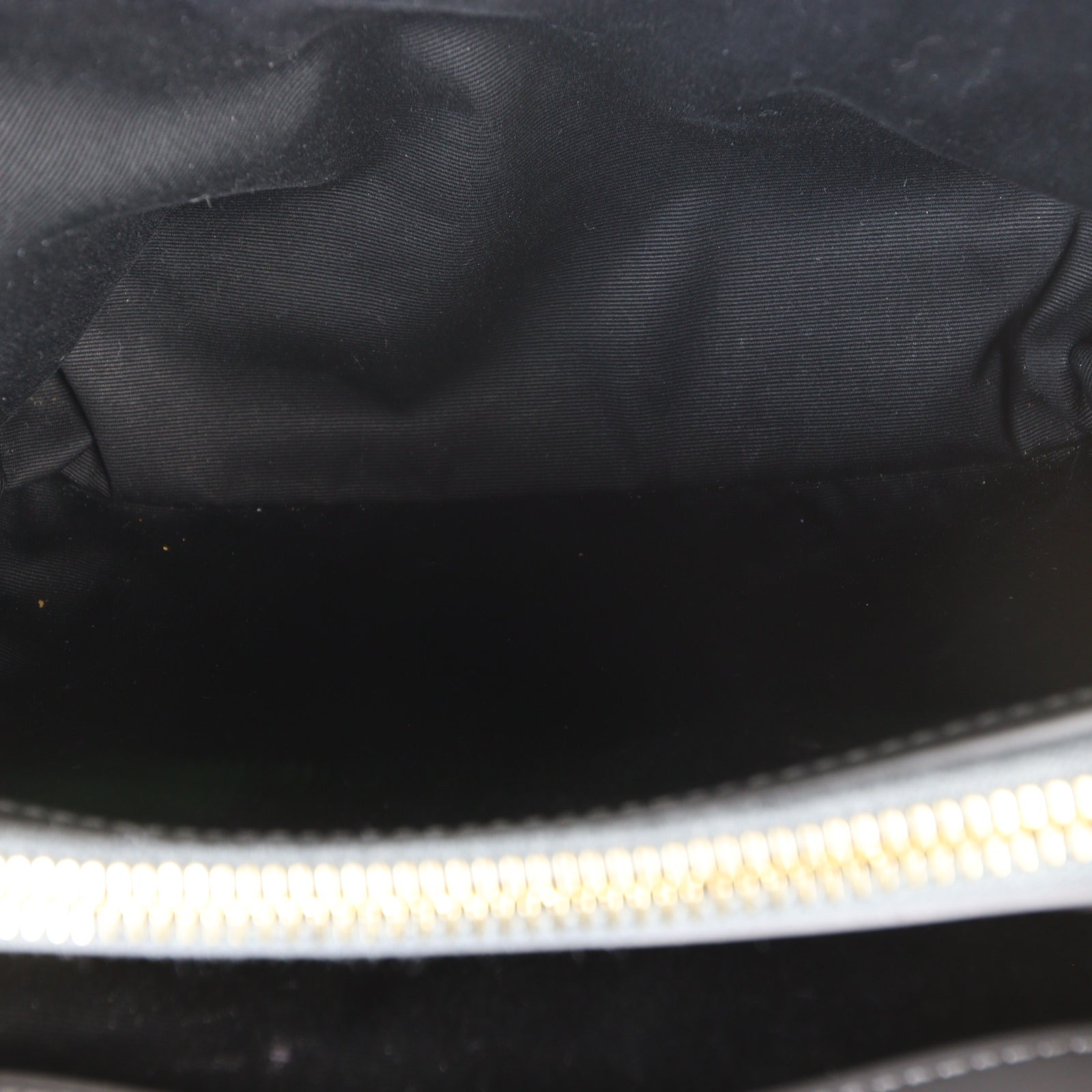 Saint Laurent Loulou Medium_IMG_4263.jpg