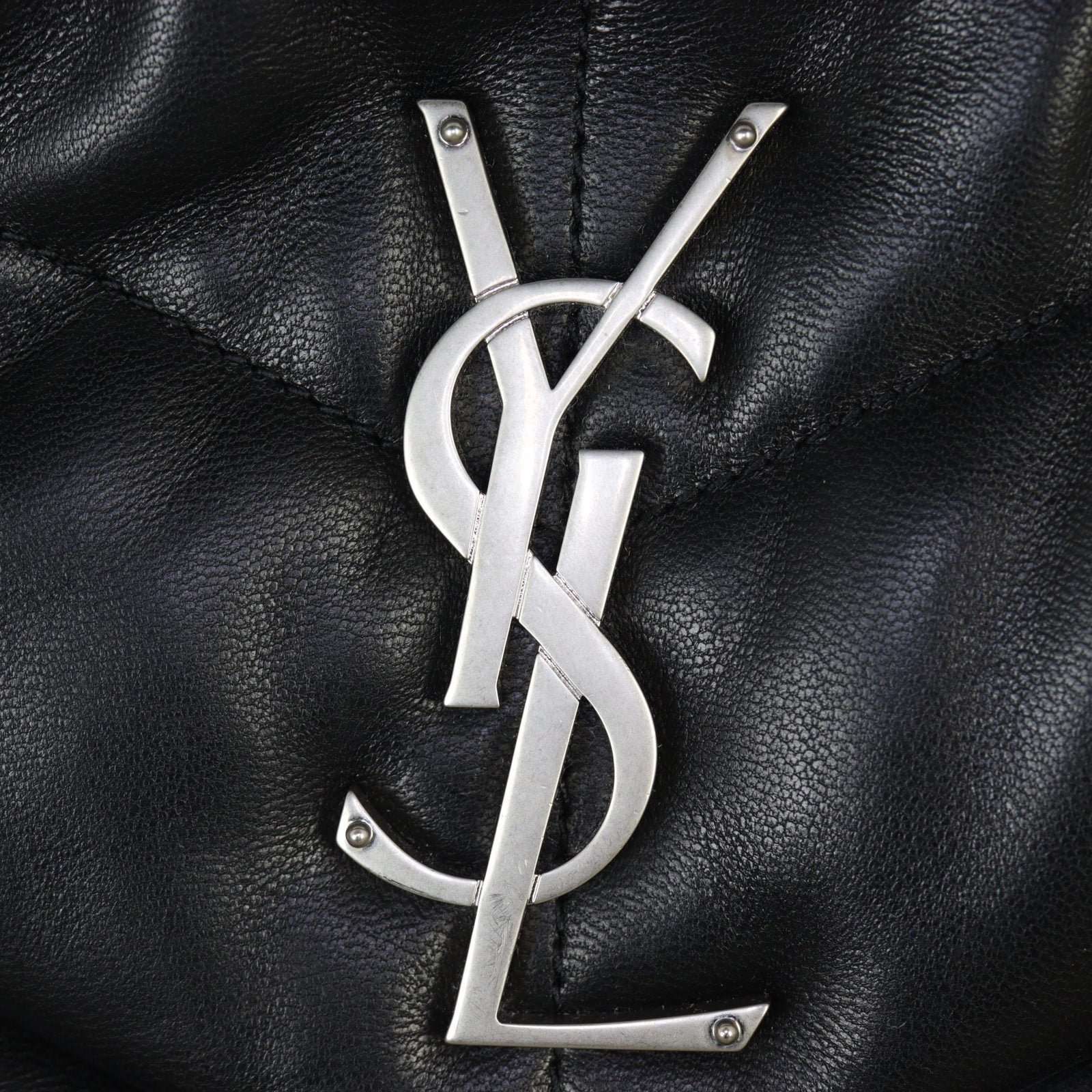 Saint Laurent Loulou Puffer Small_IMG_2515.jpg