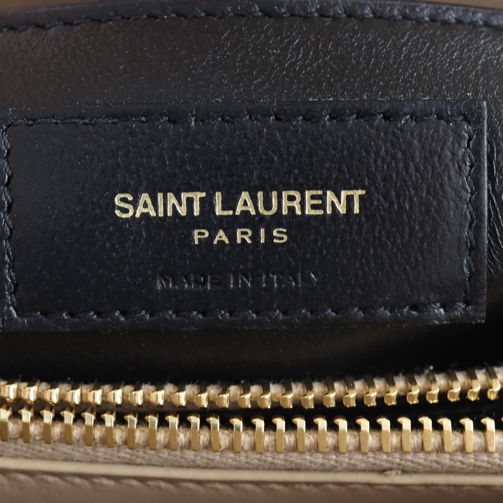 Saint Laurent Loulou Small_IMG_4414.jpg