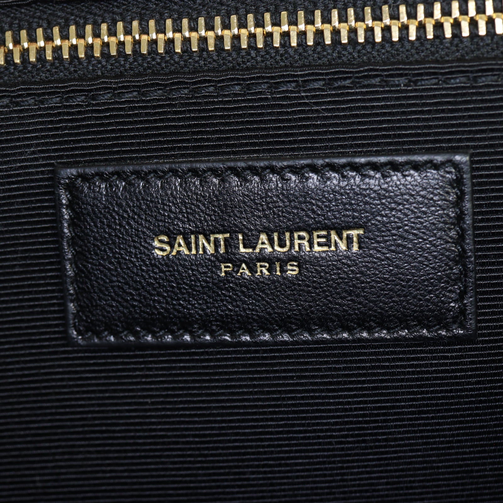 Saint Laurent Matelasse Envelope Large Bag_IMG_7632.jpg