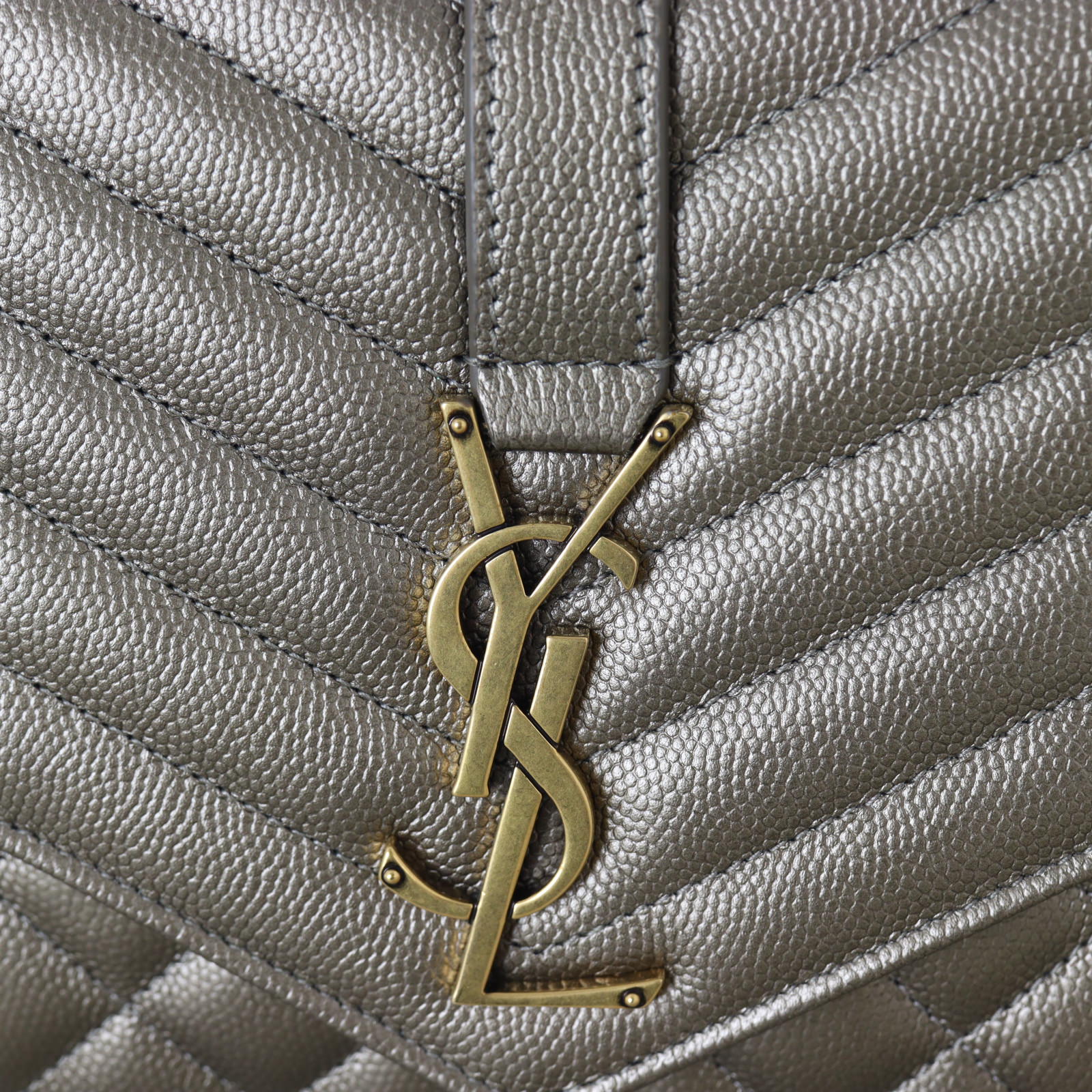 Saint Laurent Monogram Mix Matelasse Pouch_IMG_8515.jpg
