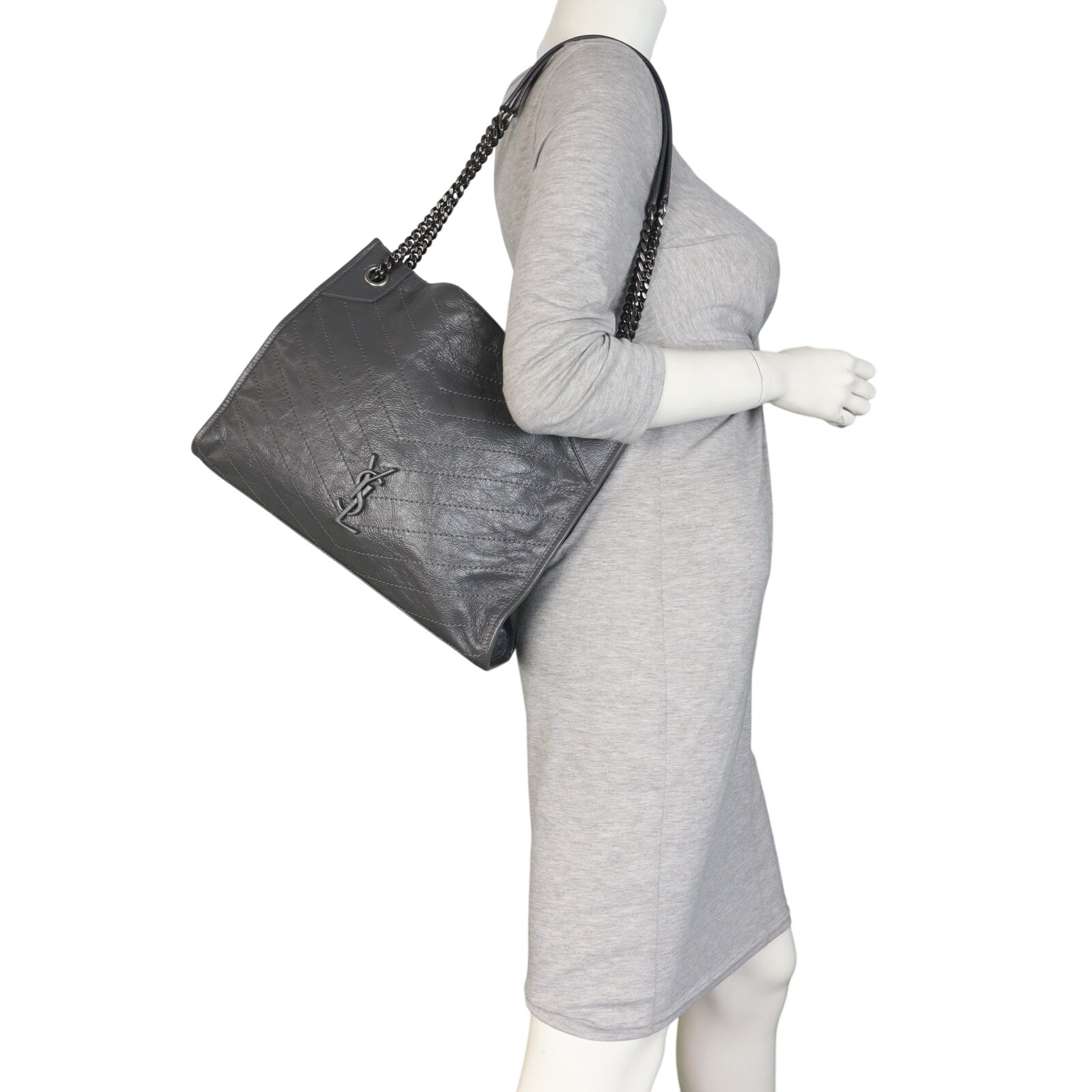 Saint Laurent Niki Tote Bag Medium_IMG_6669.jpeg