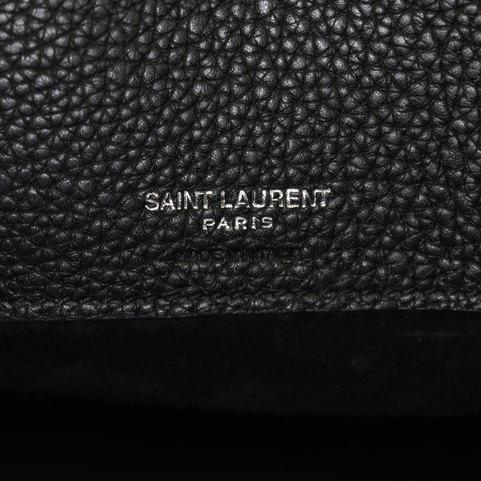 Saint Laurent Sac de Jour Souple Small_IMG_8772.jpg