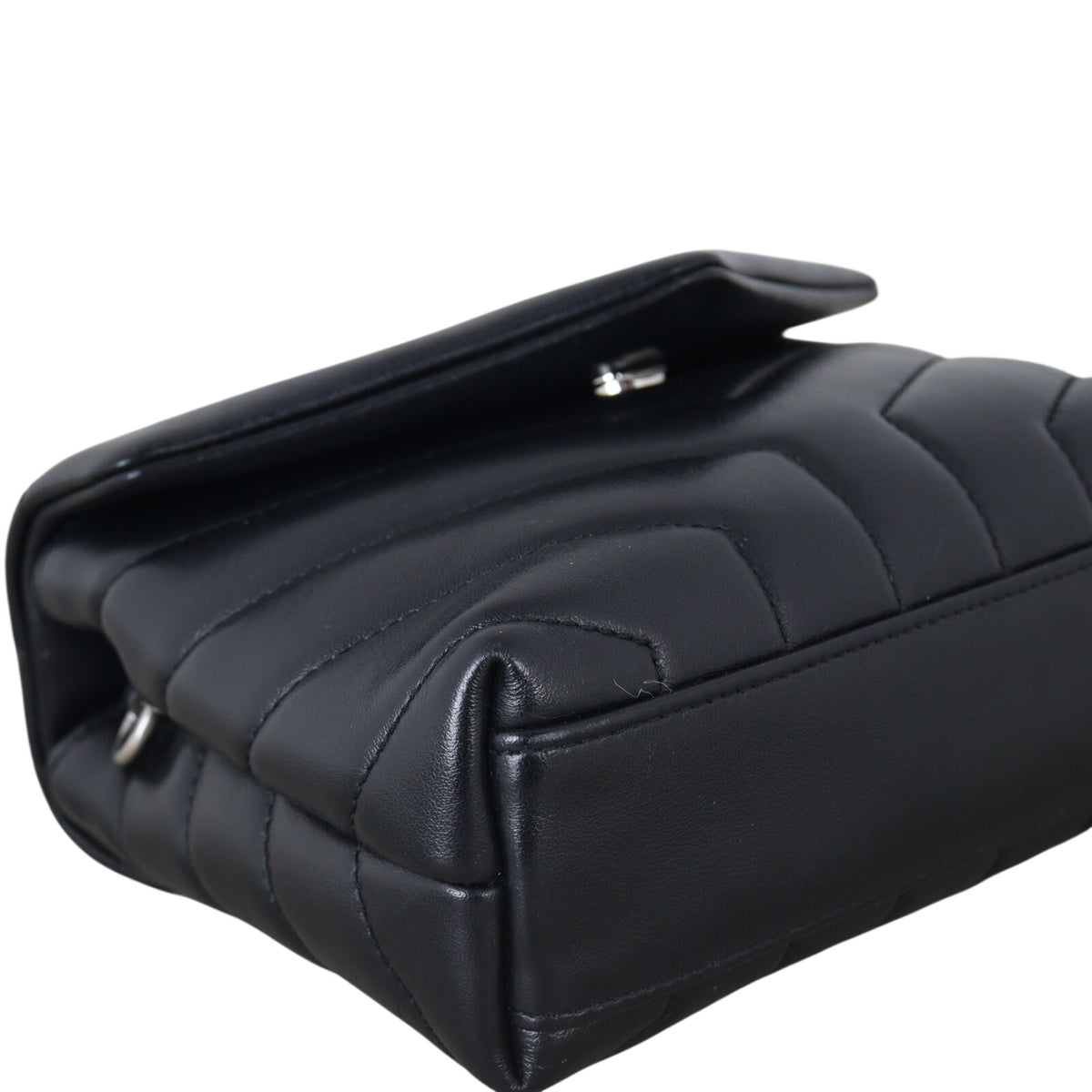 Saint Laurent Toy Loulou Black_IMG_6432.jpeg