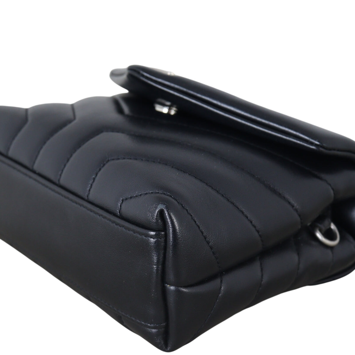 Saint Laurent Toy Loulou Black_IMG_6433.jpeg