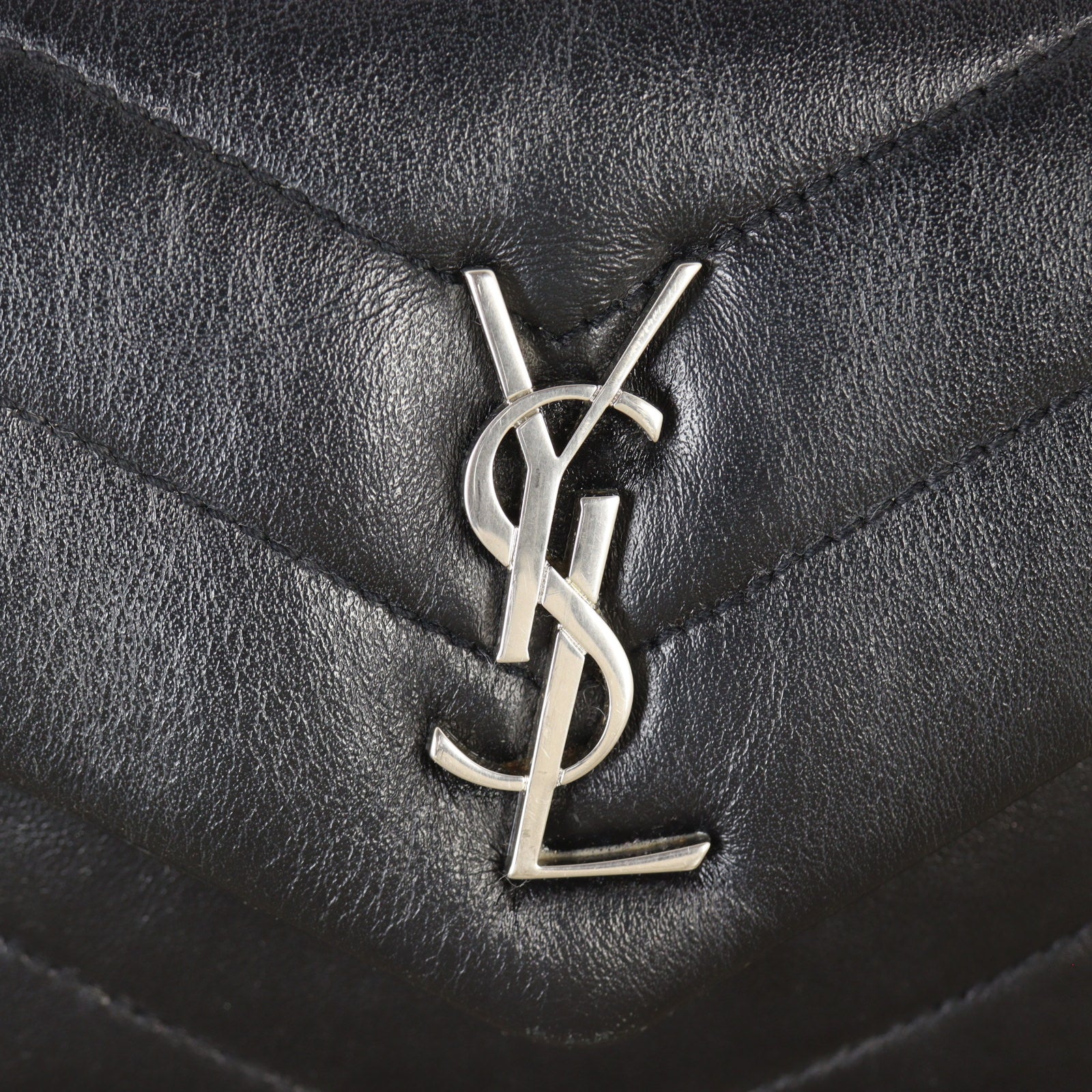 Saint Laurent Toy Loulou_IMG_0886.jpg