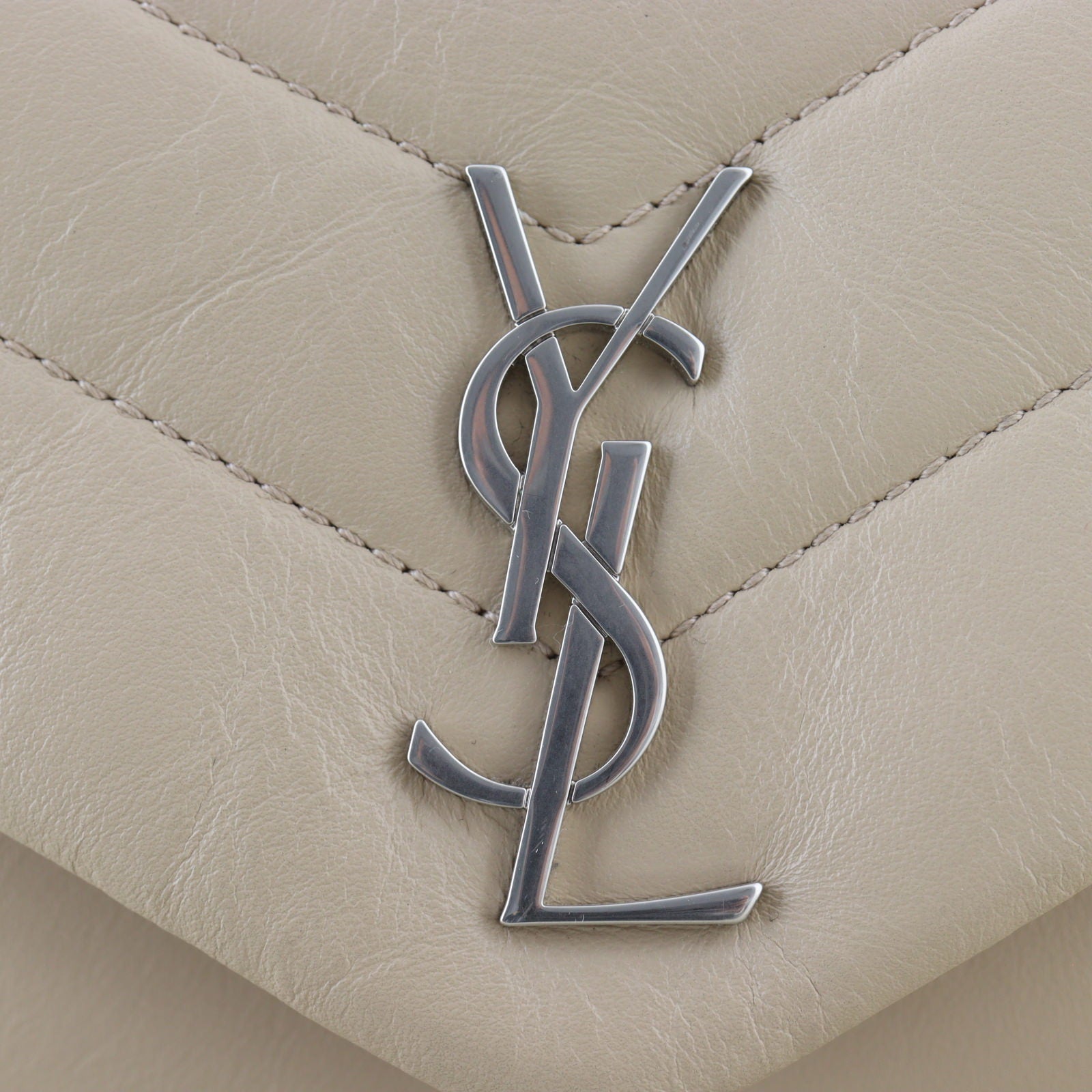 Saint Laurent Toy Loulou_IMG_4474.jpg