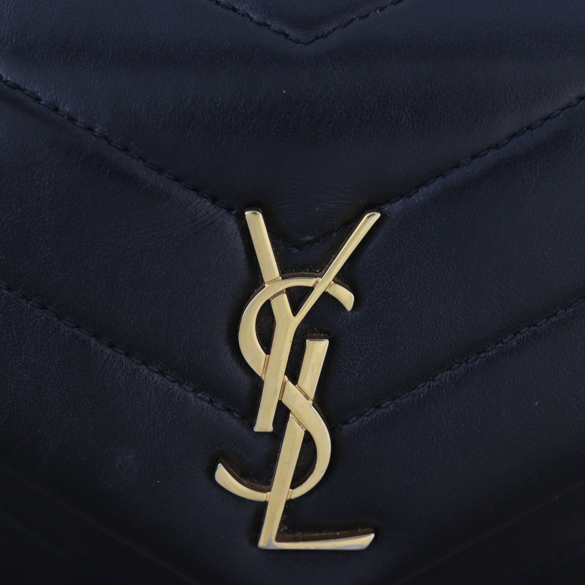 Saint Laurent Toy Loulou_IMG_5872.jpg