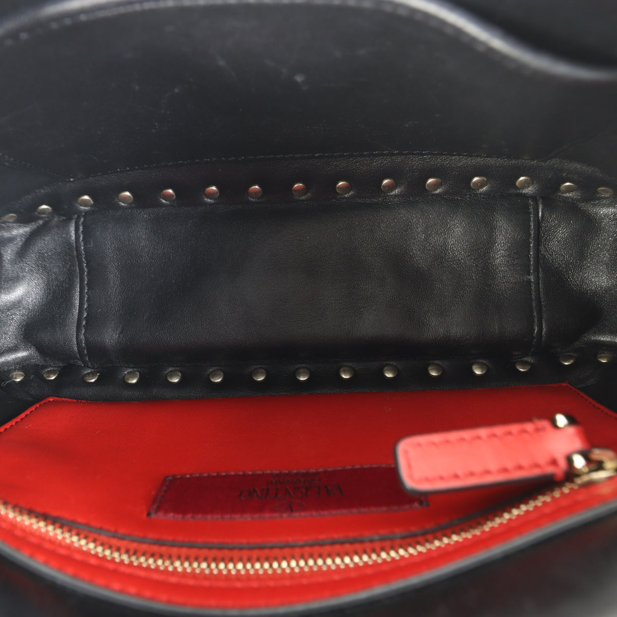 Valentino Rockstud Spike Medium Shoulder Bag_IMG_3742.jpg