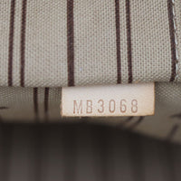 Louis Vuitton Neverfull PM Monogram Date code
