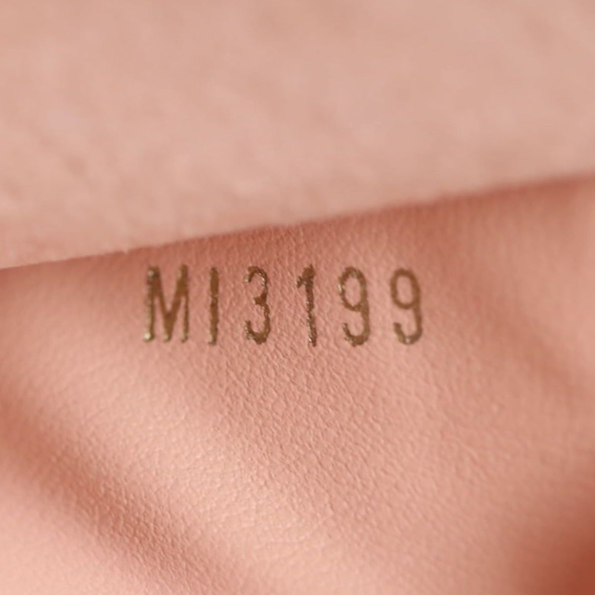 Louis Vuitton Double Zip Pochette Damier Ebene Date code
