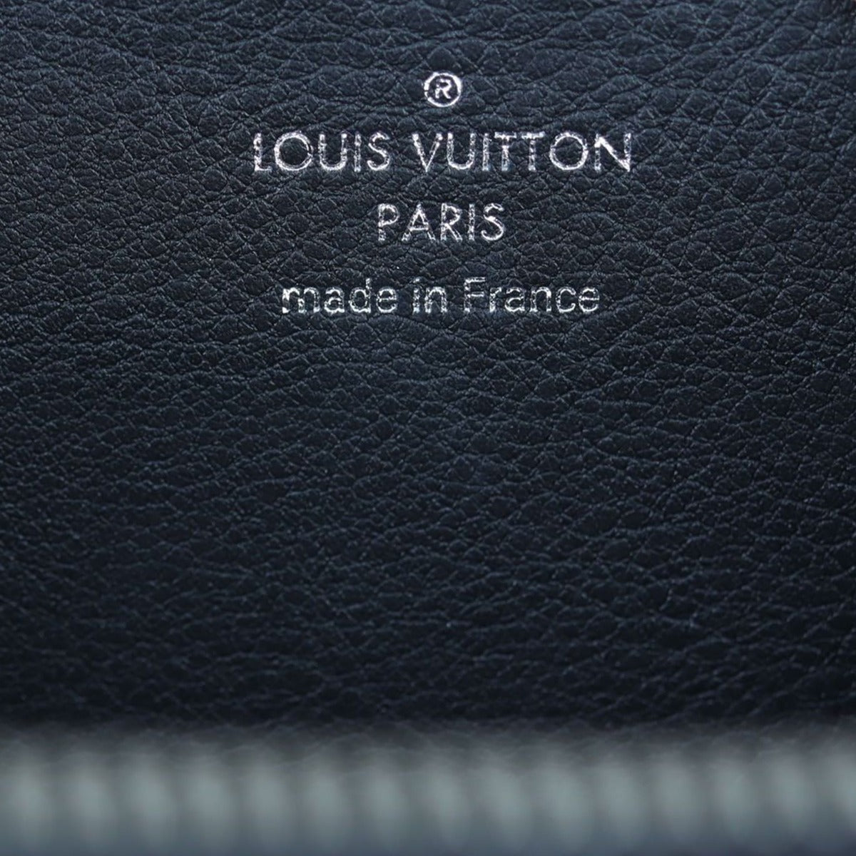 Louis Vuitton Zippy Wallet Mahina Stamp
